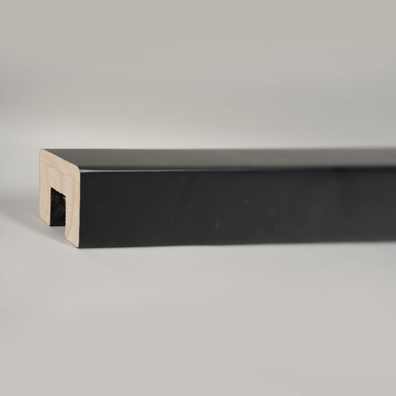 Ledstänger för trappsteg i massivt trä (spackelgrundade och målade) - München 1 3/7' x 1 3/7' Ledstänger för trappsteg i massivt trä (spackelgrundade och målade) - München 1 3/7' x 1 3/7'