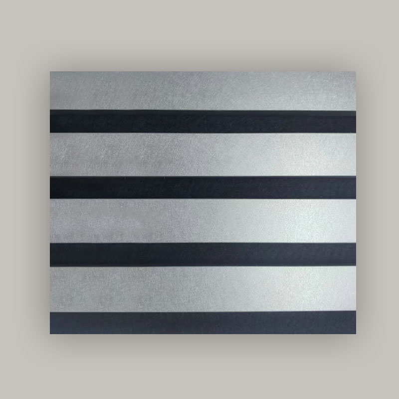 Gallervägg/akustisk väggpanel (3-sidig PVC-lindad) - metallisk borstad färg 2400/2700 mm x 600 mm